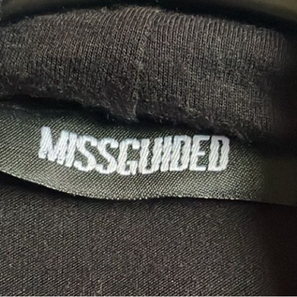 MISSGUIDED BLACK TURTLENECK BODYSUIT - Picture 6 of 7